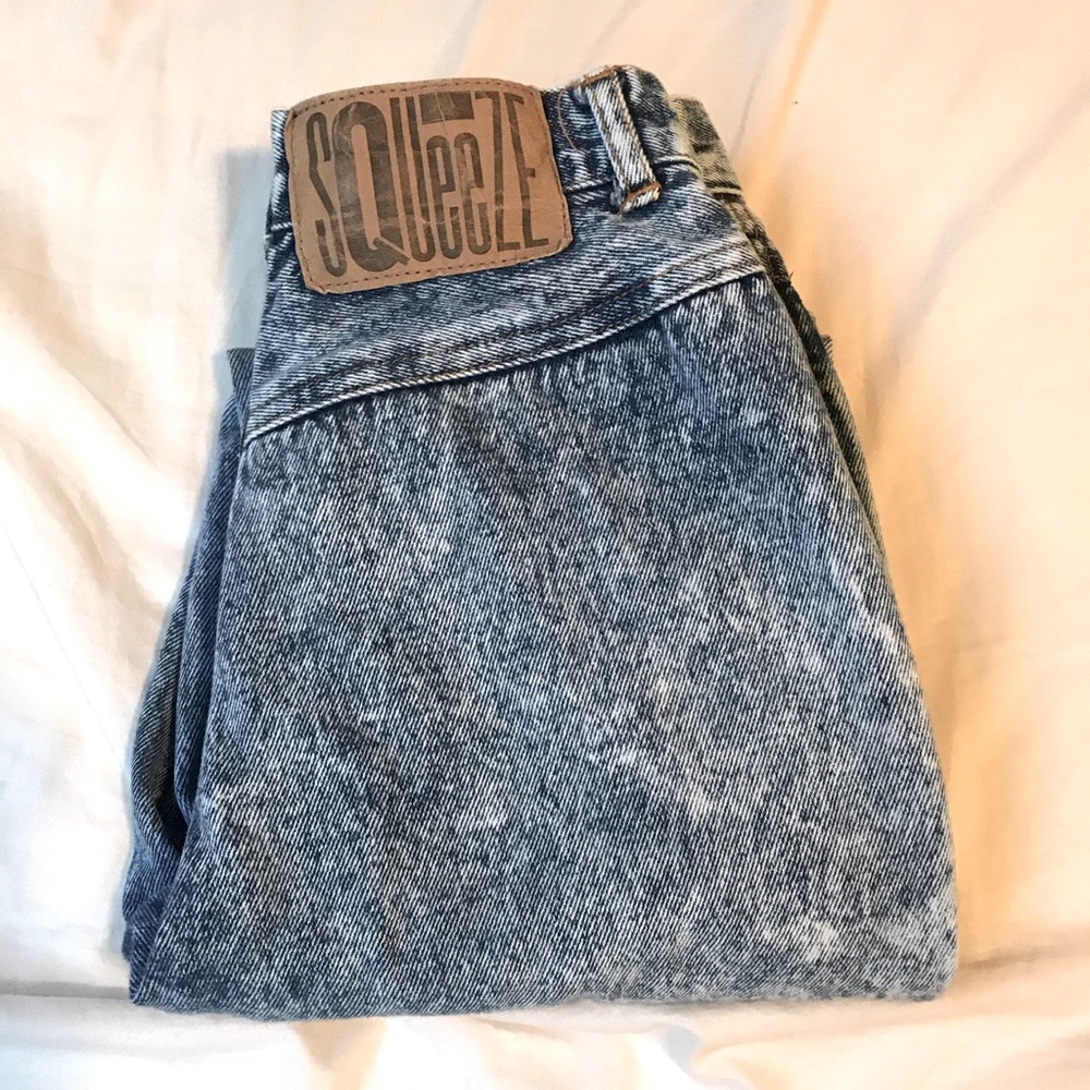 Vintage Squeeze jeans! 🍑 SOLD! SOLD!